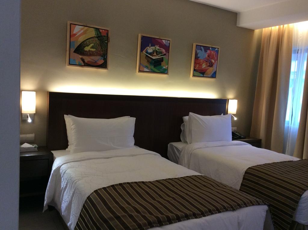 Residence Inn צראטינג מראה חיצוני תמונה